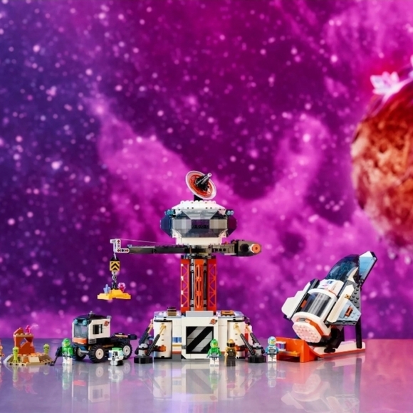LEGO City Space Base and Rocket Launchpad NIB - Picture 7 of 7